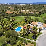 Spacious In With Private Pool Villa *
