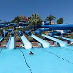 Spacious In With Private Pool ヴィラ