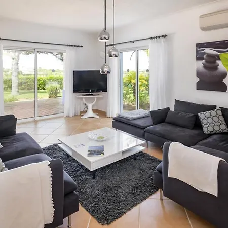 Spacious In With Private Pool Villa