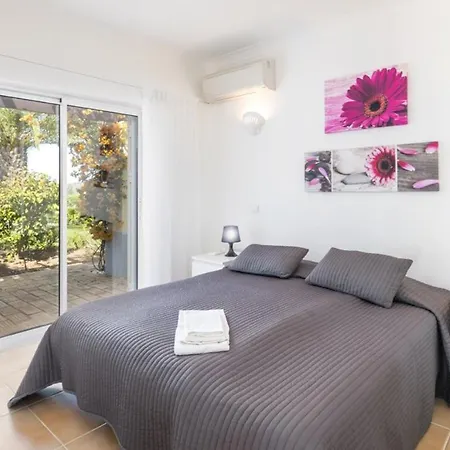 Villa Spacious In With Private Pool *