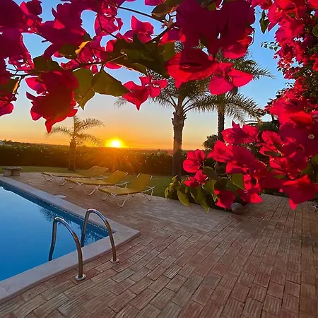 Spacious In With Private Pool Villa