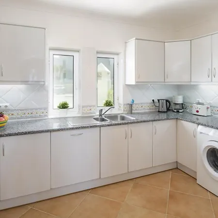 Spacious In With Private Pool Villa Carvoeiro