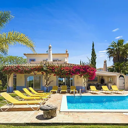 Spacious In With Private Pool Villa *