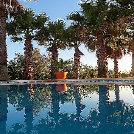 Spacious In With Private Pool