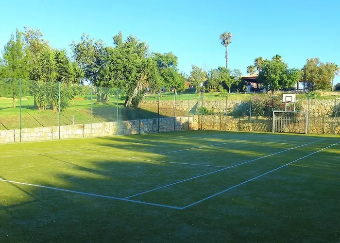 Spacious In With Private Pool 카르보에이루