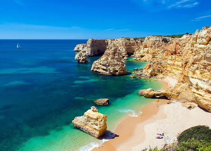 Spacious In With Private Pool 빌라 *